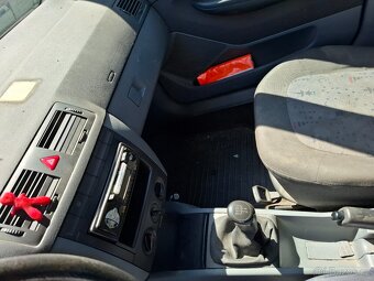 Škoda Fabia 1.9 SDI Kombi Model 2002-- - 12