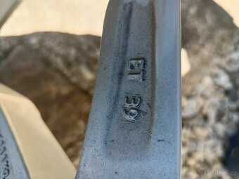 Alu kola 18" - 12