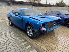 Dodge Challenger 3.6  2019  lehce bourany - 12