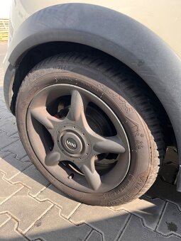 Mini Cooper One R50 - 12