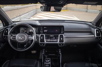 Kia Sorento 2.2 CRDi Platinum, 148kW, A8, Záruka 10/2027 - 12
