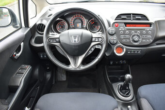 Honda Jazz 1.4i-VTEC 73kW, 1.majitel, SERVISKA, rok 2013 - 12