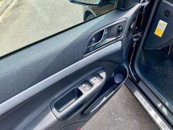 Škoda Octavia RS,TURBO 2.0FSI-147kw,r.v2007,pěkný stav. - 12