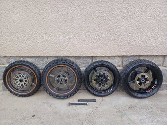 KTM LC8 950 - MOTOR NA DÍLY - 12