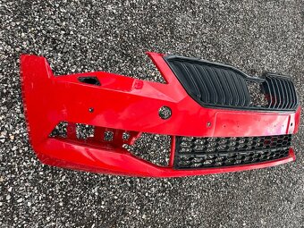 Superb 3 nárazník - 12