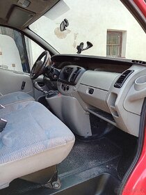 Renault Trafic - 12