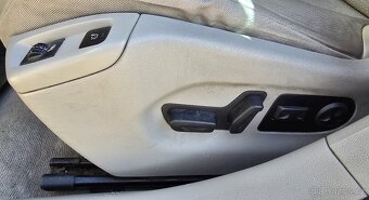 CITROËN C5 2,0HDi 103KW - 12