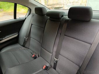 BMW 330i E90 manuál, rok 2005, pravidelný servis - 12