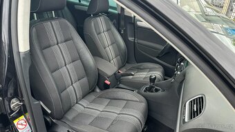 Volkswagen Golf 	1.2TSI 77kW Match,Servis - 12