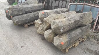 Staré kamenné patníky, žulové patníky, sloupky, 25 ks - 12