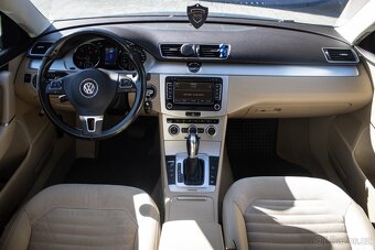 Volkswagen Passat Variant 2.0 TDI 177k Highline 4MOTION DSG - 12