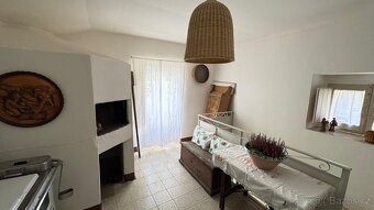 Sicílie, RD 4+1, 100 m2, pozemek 1.300 m2, San Piero Patti - 12