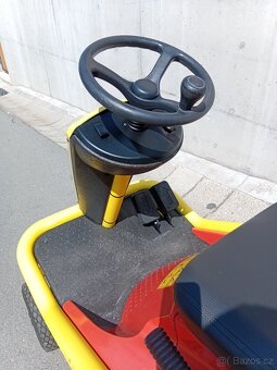 Prodám zahradní traktor Rider Outils-wolf 15.5Hp Hydro - 12