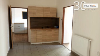 Pron. rek. kom. prostoru (obchod, jiné aktivity,... - 12