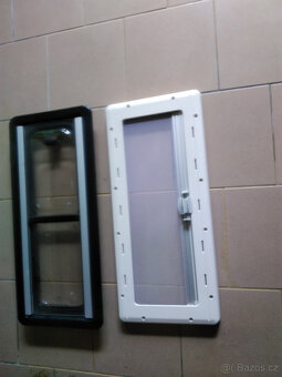 okno Dometic - 12