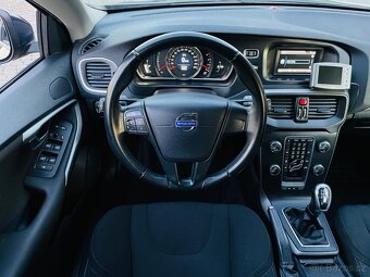 Volvo V40 2.0D3 5VÁLEC MANUÁL KAMERA ODPOČET DPH 1 MAJITEL - 12