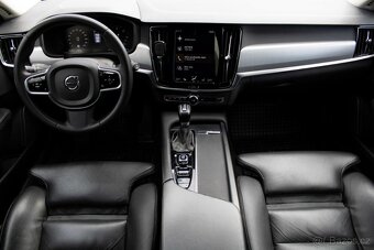 Volvo V90 D3 2.0L Momentum A/T sivá/šedá - 12