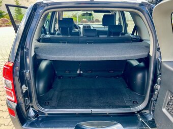Suzuki Grand Vitara 1,9 DDiS 95kW Freestyle 4x4 - 12