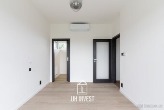 Prodej rodinného domu 4+kk, 190 m2, pozemek 920 m2 - 12