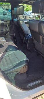 Volkswagen Touareg 3.0 TDI V6 193kW R-LINE - 12