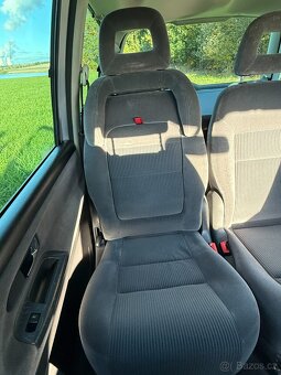 Ford Galaxy, 1.9 TDI, 96kW, GHIA, Top stav - 12