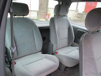 FIAT ULYSSE 2.0 JTD - 7 míst, tažné zařízení,pěkný stav - 12