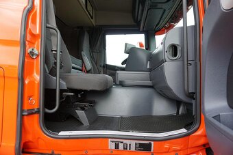 Scania G410 6x2 - valník s hydraulickou rukou - 12
