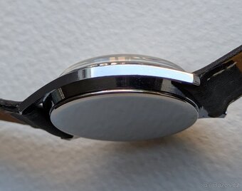 HODINKY PRIM 17 JEWELS - kalibr 64- -SKVOSTNÉ - 12