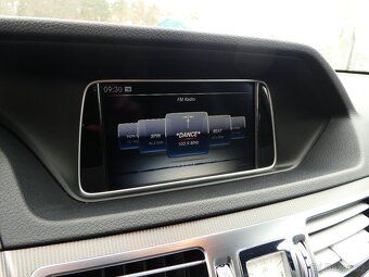 Mercedes-Benz E220 BlueTec 125kW 9G,Stav - 12
