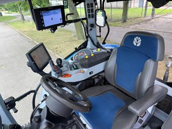 Zemědělský traktor New Holland T7.270 AutoCommand rok výroby - 12