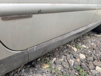 Peugeot 307 1.6 (HDi 80kW) 2006 - celek na díly - 12