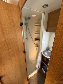 Obytny vuz Rimor Seal 5 Alkovna - 12