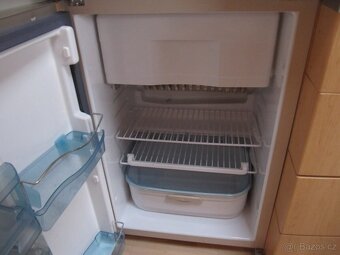 Prodám karavan Hobby 440 sf,model 2008 + mover + předstan. - 12