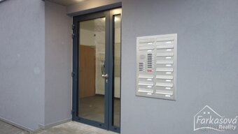 Pronájem bytu 1+kk  na ul. Na Slovanech v Lanškrouně. - 12