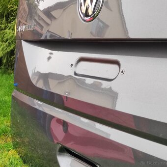 Zadní dveře VW T6 Caravelle - 12