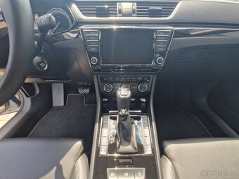 Prodám Škoda Superb III, L&K, 2.0TDi 140 kW, DSG, 4x4 - 12