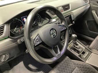 Škoda Superb 2.0 TDI Style 4x4, r.v.2016, DSG,180tis.km - 12
