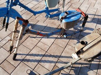 Jawa 50 pionyr - ramy - 12