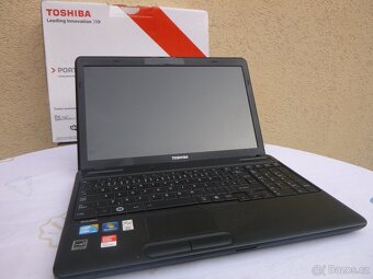prodám notebook Toshiba - 12
