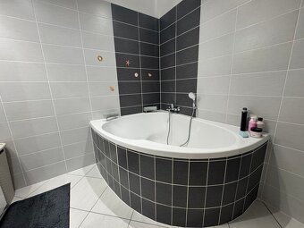 PRODEJ BYTU OV 3+KK/3+1 O CP CCA 115,37 M2 V POHOŘELICÍCH - 12