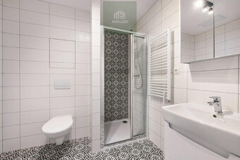 Pronájem moderního bytu 2+kk s balkonem, sklepem a parkování - 12