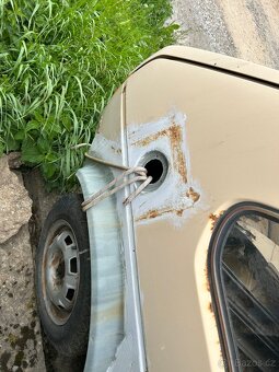 Golf mk1 na renovaci - 12