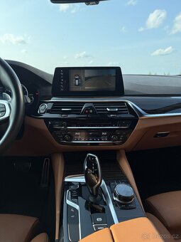 BMW Řada 5,  540i, xDrive, M paket, Dakota - 12