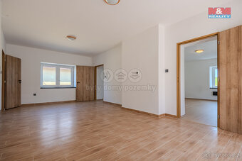 Prodej rodinného domu, 110 m², Holasovice - 12