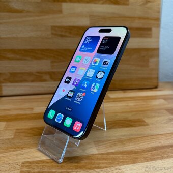 iPhone 15 Pro 256GB, černý, eSIM (rok záruka) - 12