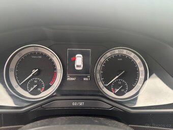 Škoda Superb Laurin & Klement 2.0 TDI DSG 140 kW - 12
