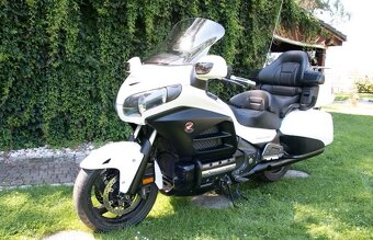 Na Dovoz Honda GL 1800 - 12