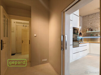 Pronájem bytu 2+kk 52 m²,  Bořivojova ulice, Praha 3 - 12