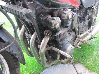 Honda CB900F BoľDor - 12