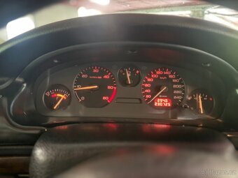 Peugeot 406, 2.0 HDi, 80 kW - 12